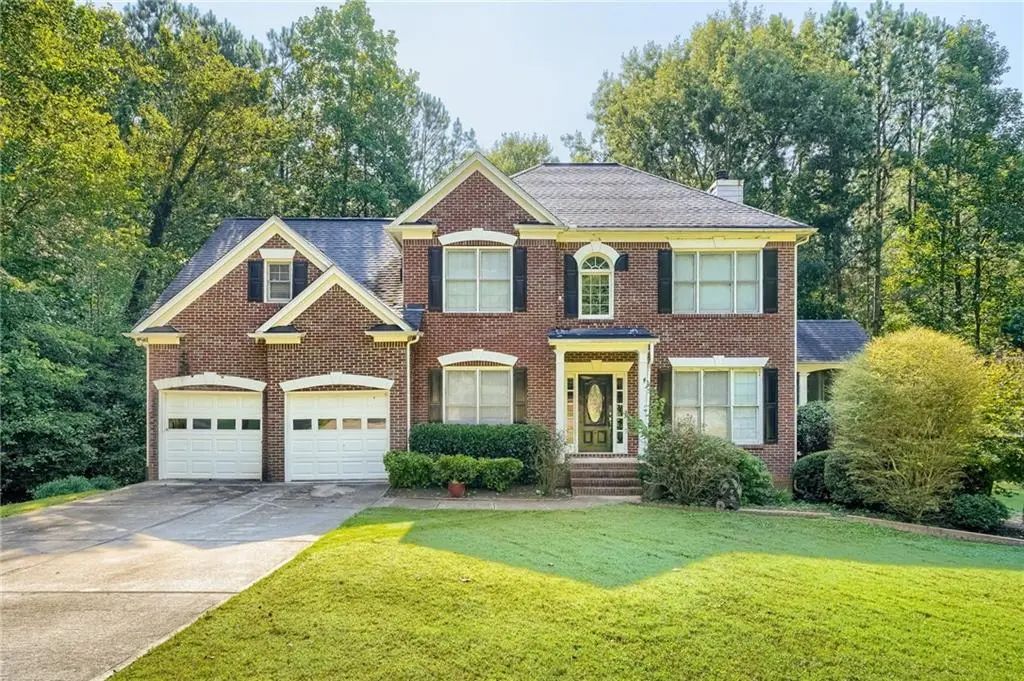 560 Hopewell Downs Drive, Milton