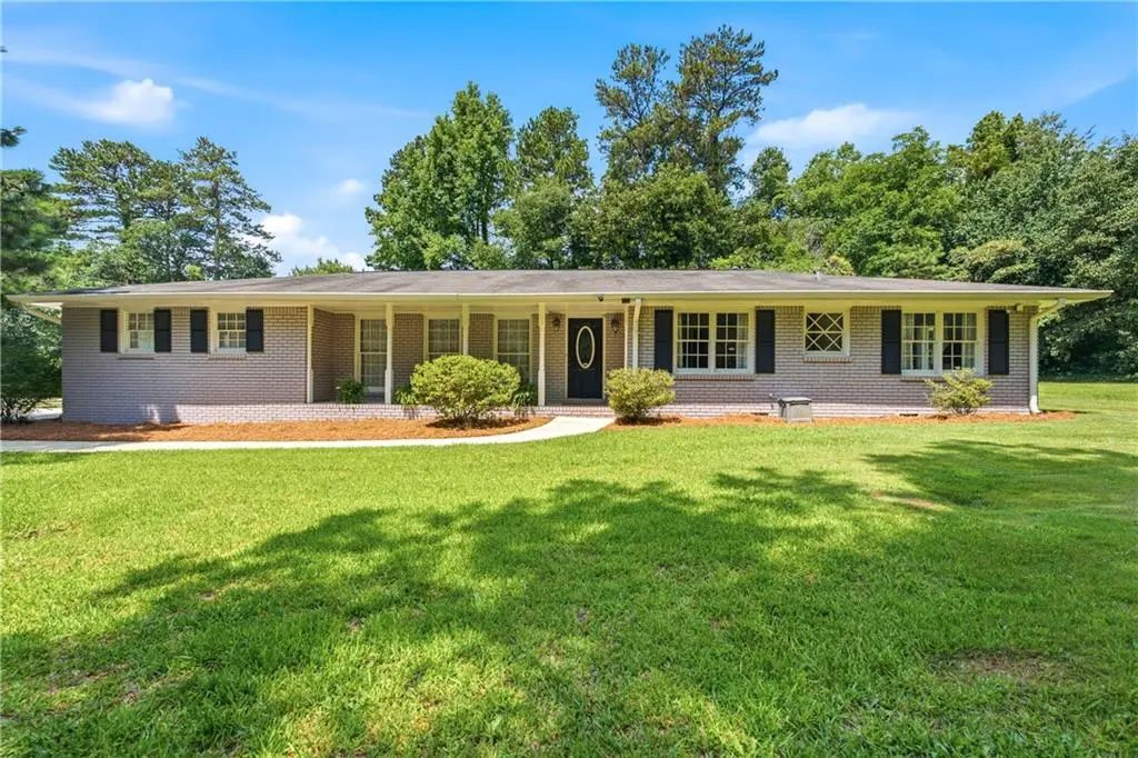 2447 Lenora Church Road, Snellville