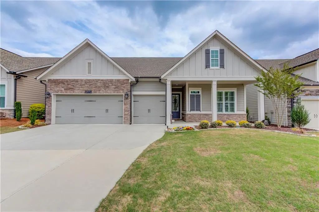 6971 Scenic Overlook Trace, Flowery Branch