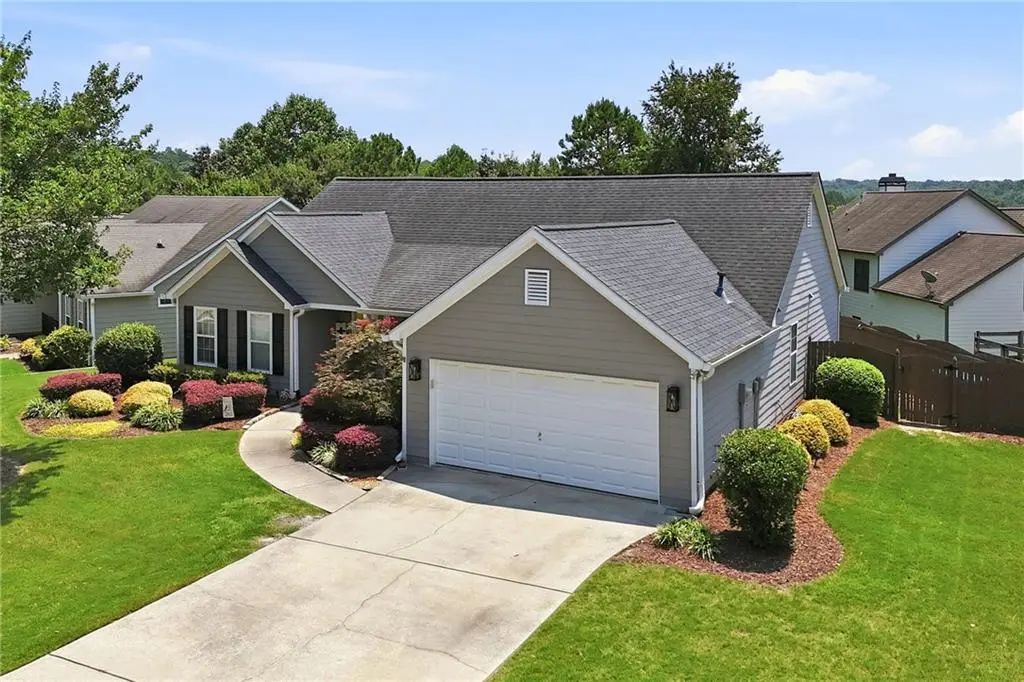 319 Spring Hill Drive, Canton