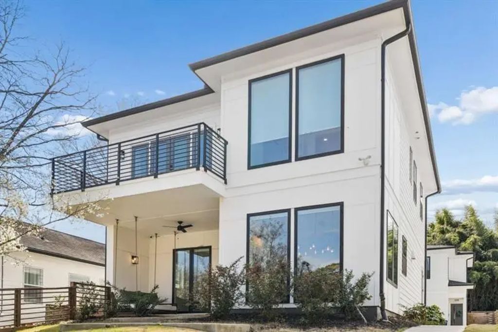 Unit A - 32 Walthall Street Ne, Atlanta