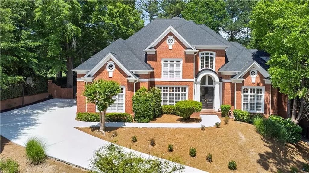 1838 Ballybunion Drive, Johns Creek