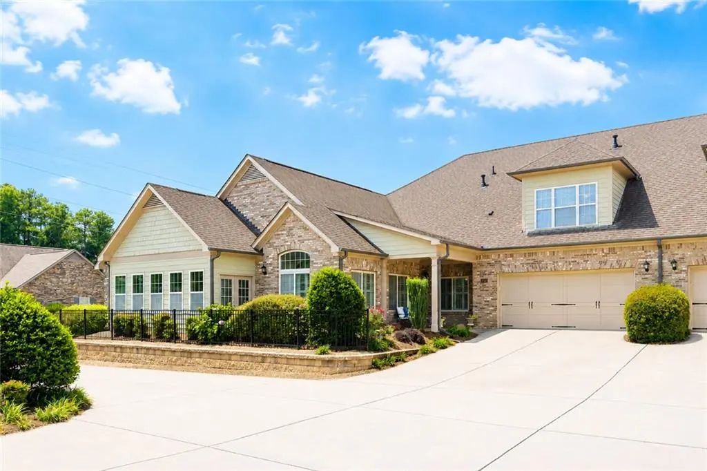6129 Brookhaven Circle, Johns Creek