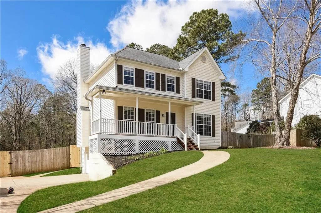 390 Westchester Way, Canton