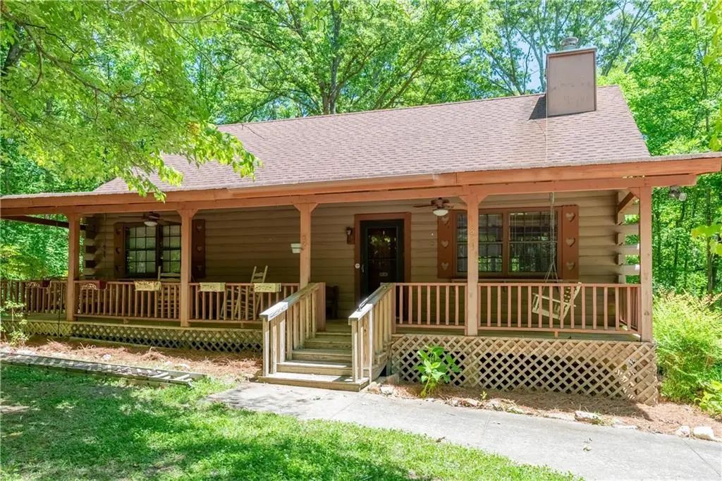 333 Seals Road, Dallas