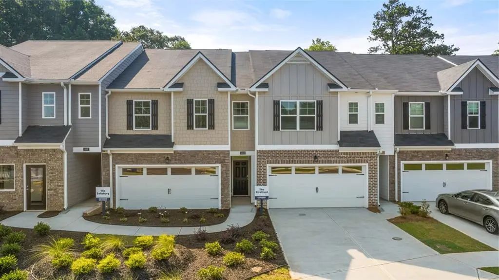 1307 Aura Lane Drive, Lawrenceville