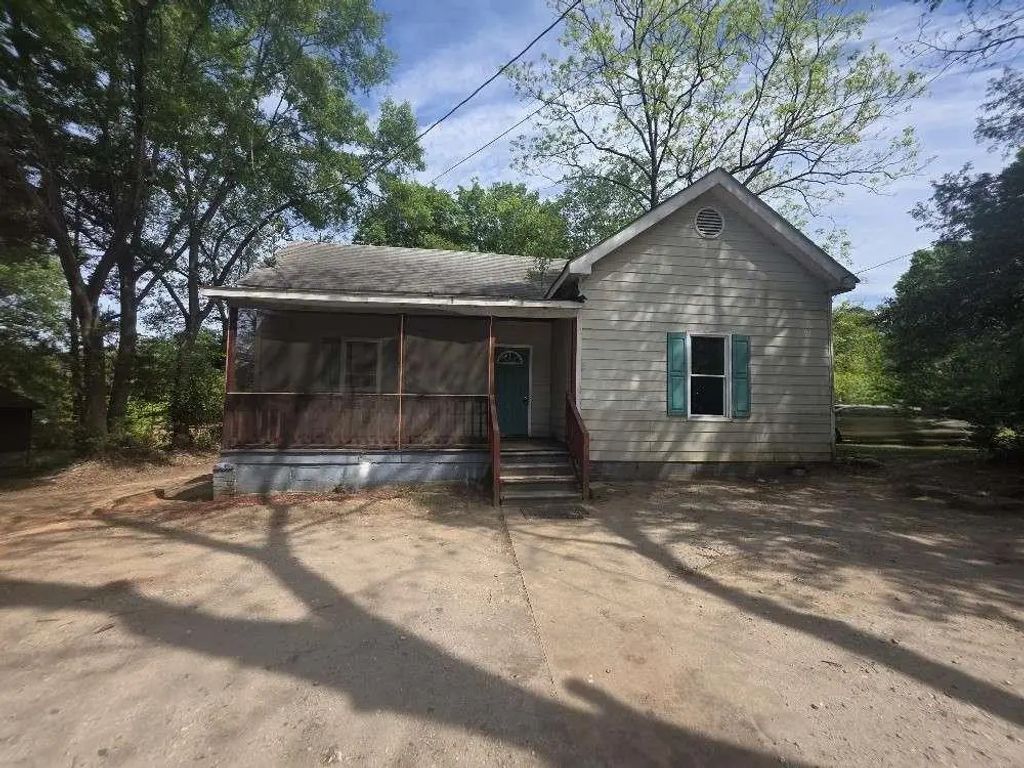 3127 Hendrix Circle, Covington