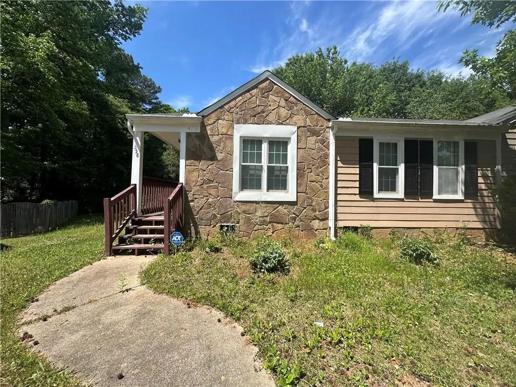 358 Pin Oak Court Sw, Marietta