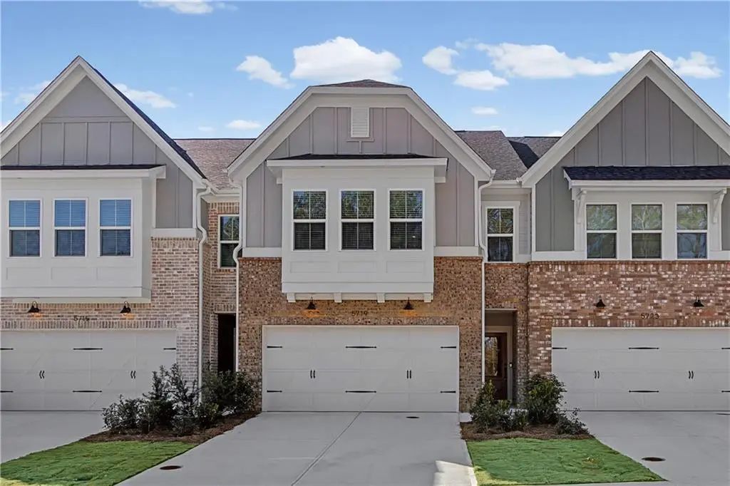 5665 Tillman Way, Powder Springs