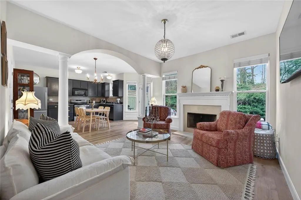 216 Parc View Lane, Woodstock