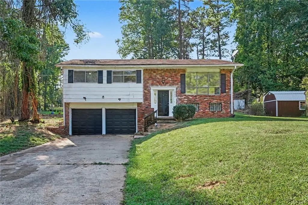 3797 Flakes Mill Road, Decatur