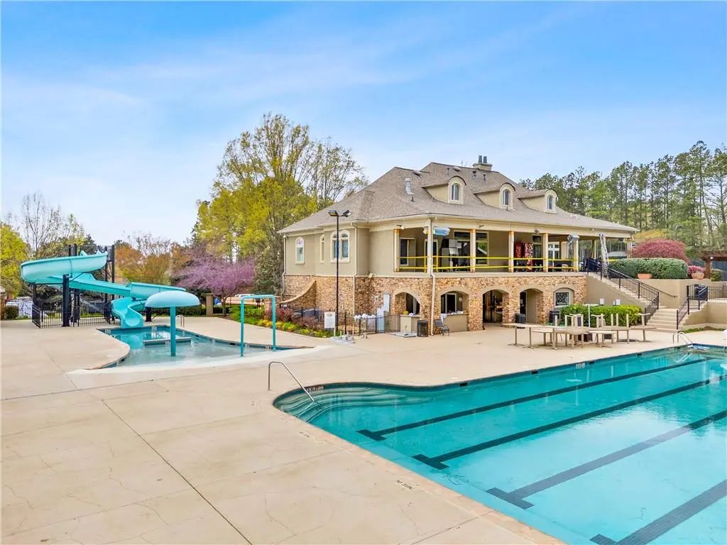 8960 Merion Drive, Duluth