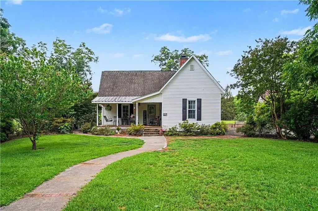 355 Inman Road, Hampton