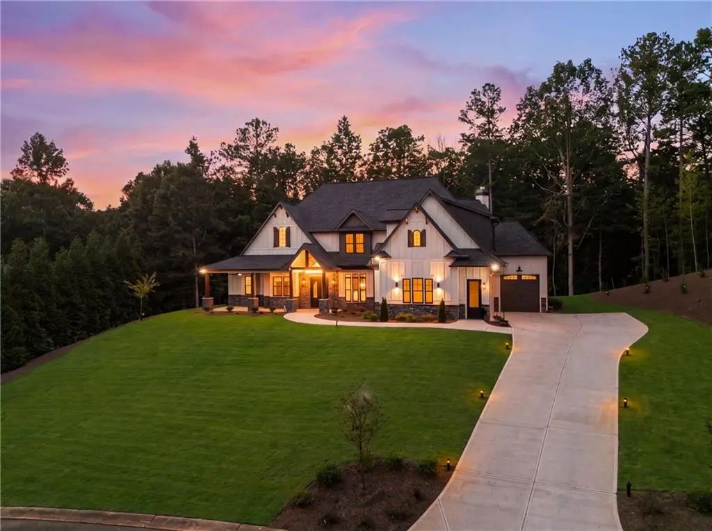 146 Lakeside Drive, Dawsonville