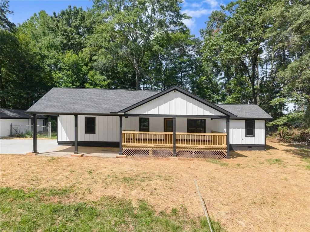 2443 Old Cornelia Highway, Gainesville