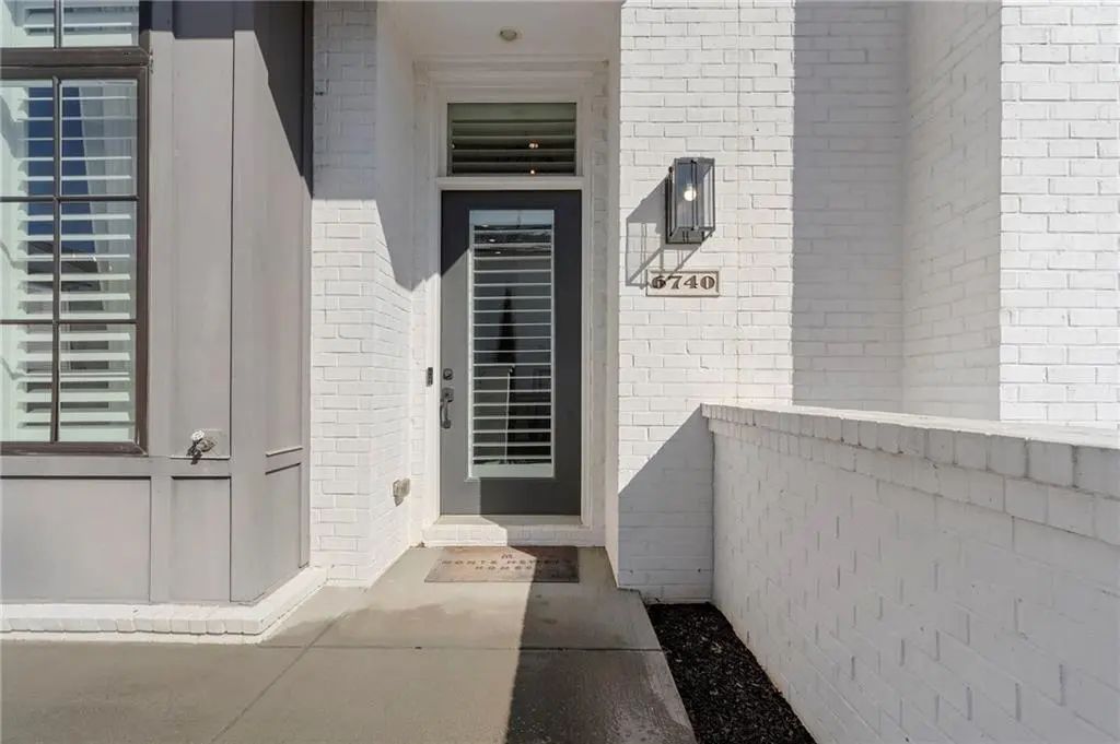 6740 Avis Walk, Alpharetta