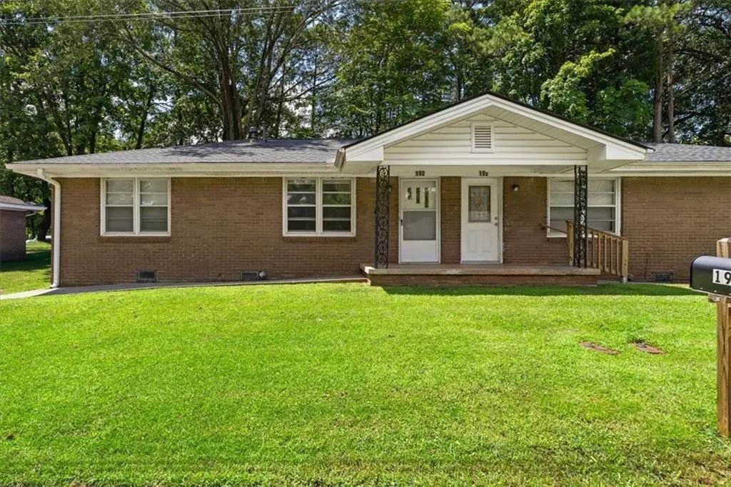 190 Opal Drive, Roswell