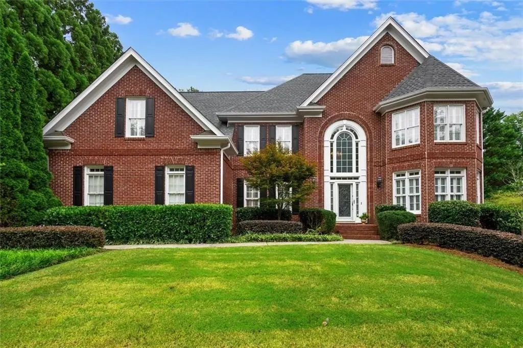 210 York Town Circle, Johns Creek