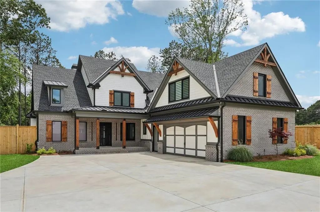 1110 Flowers Drive, Cumming