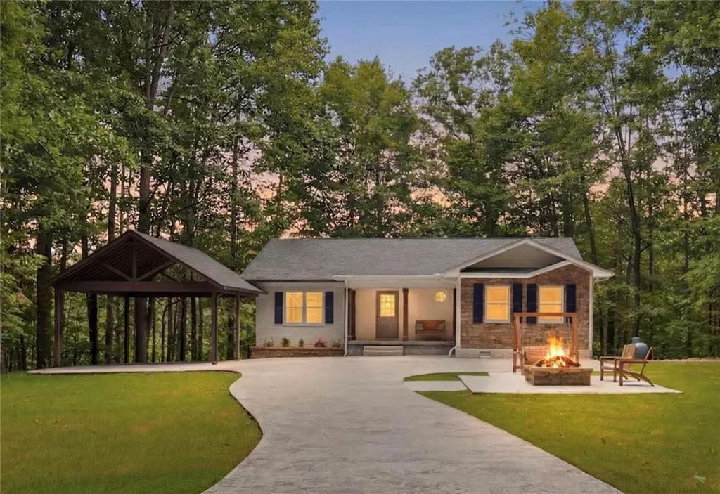 601 Hidden Valley Drive, Demorest
