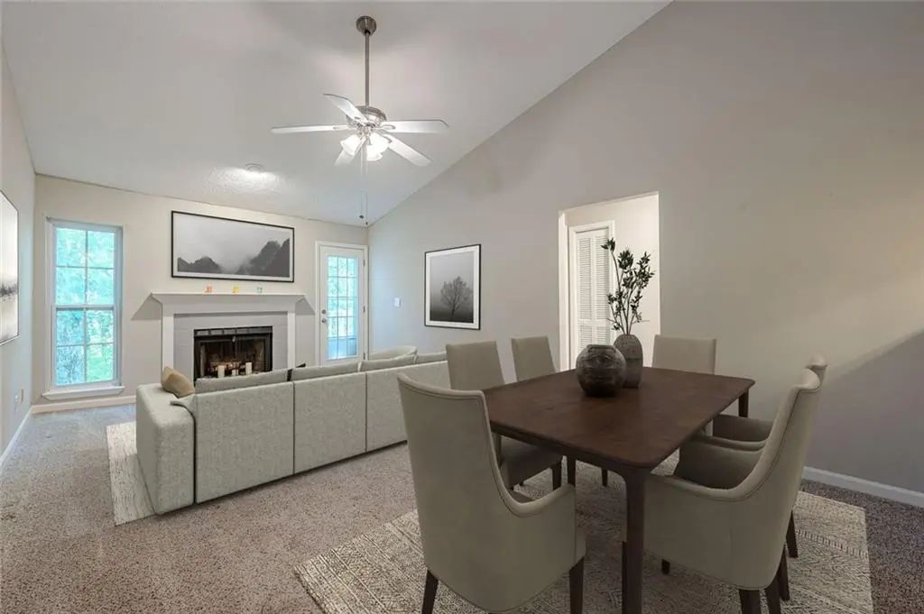 412 Teal Court, Roswell
