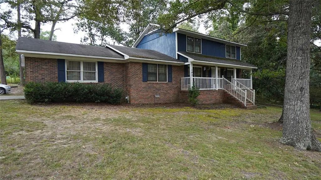 302 Ridgewood Road, Cedartown