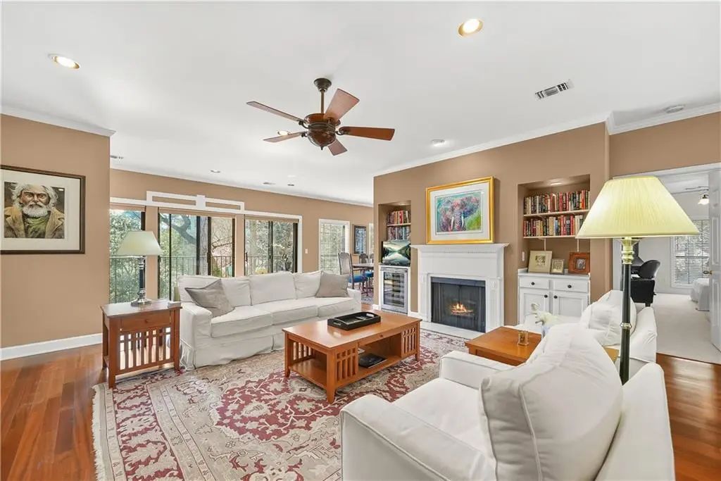 Unit 19 - 3071 Lenox Road Ne, Atlanta