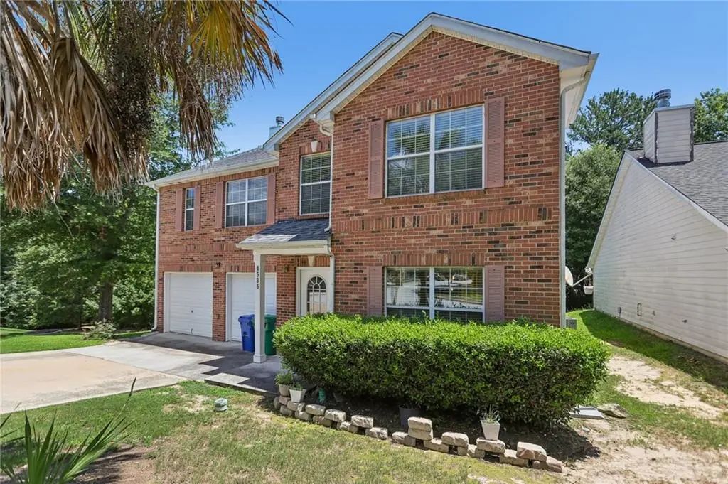 1586 Rice Square, Lithonia