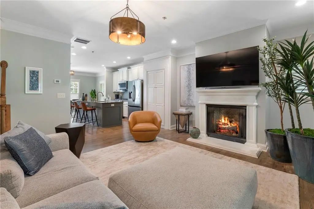 402 Wade Creek Road, Alpharetta