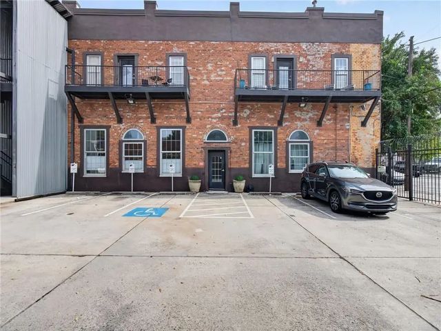 Unit 102 - 267 Peters Street Sw, Atlanta