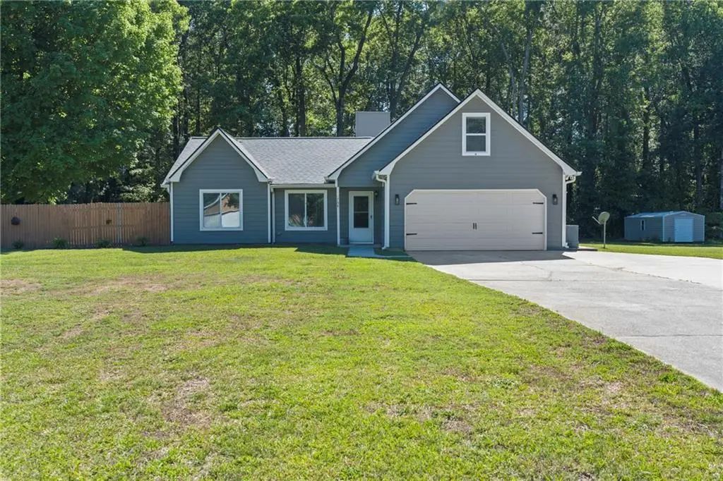 1768 Floye Drive, Loganville