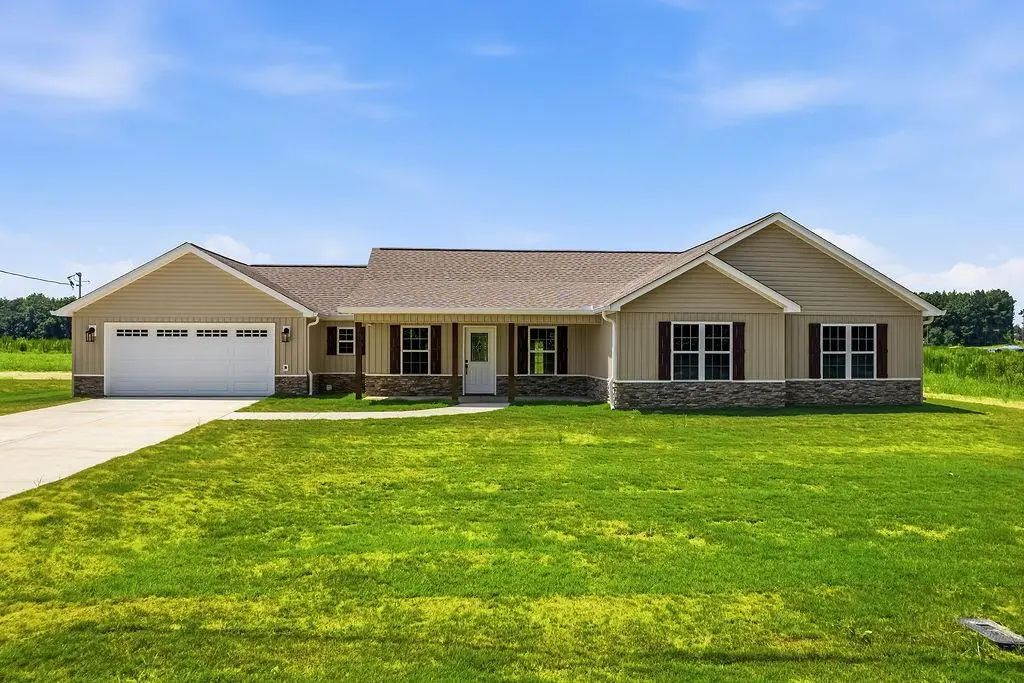 1260 County Rd 118, Centre
