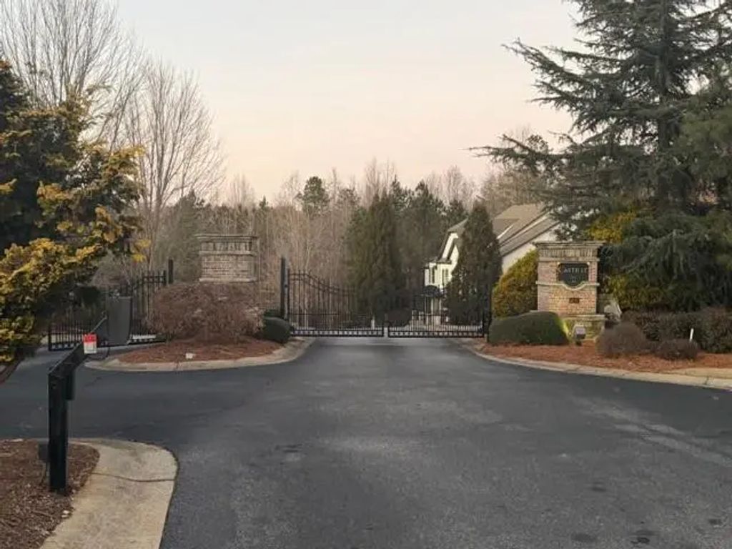 4120 Plaza Drive, Alpharetta