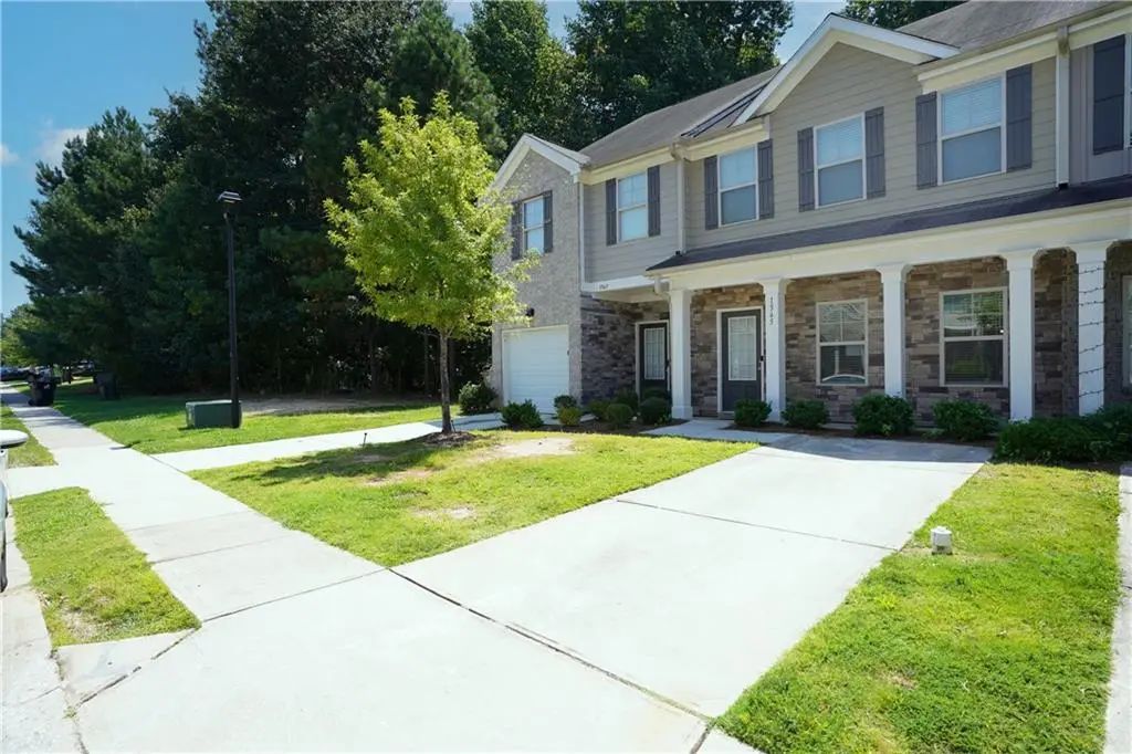 1565 Iris Walk, Jonesboro