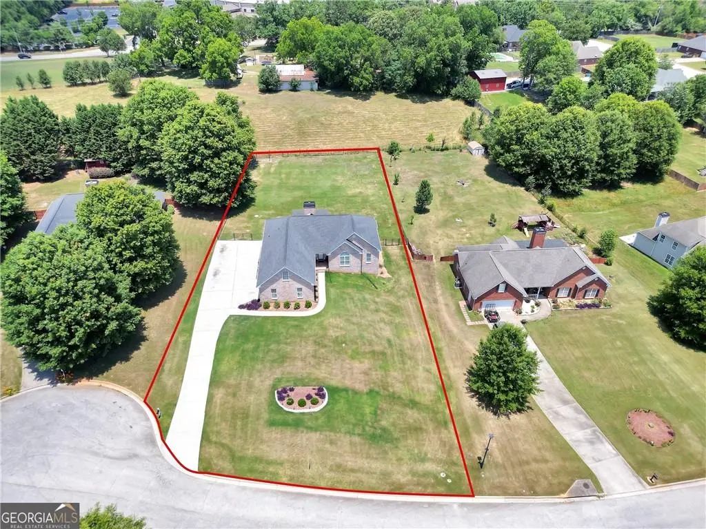 1330 Crimson Lane, Mcdonough