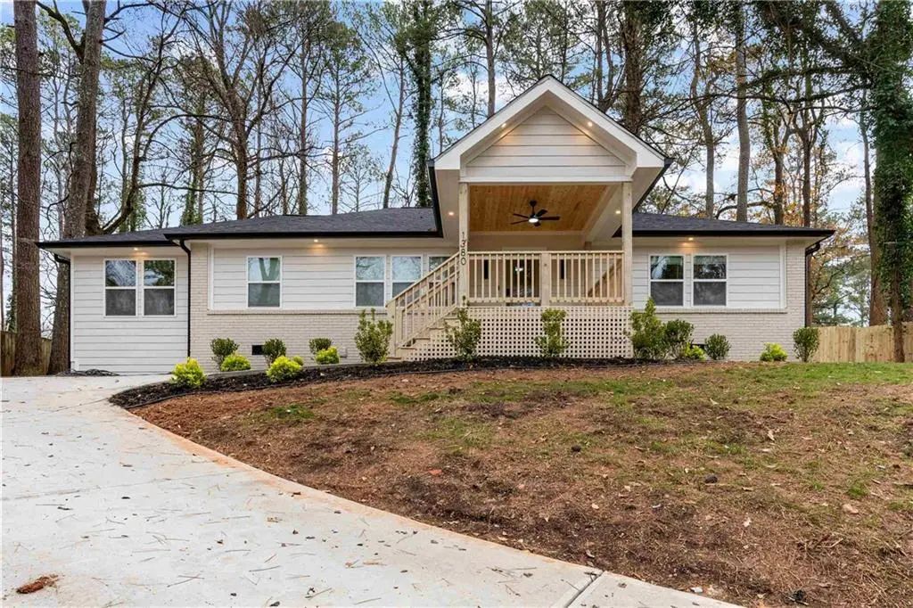 1380 Dogwood Circle, Smyrna