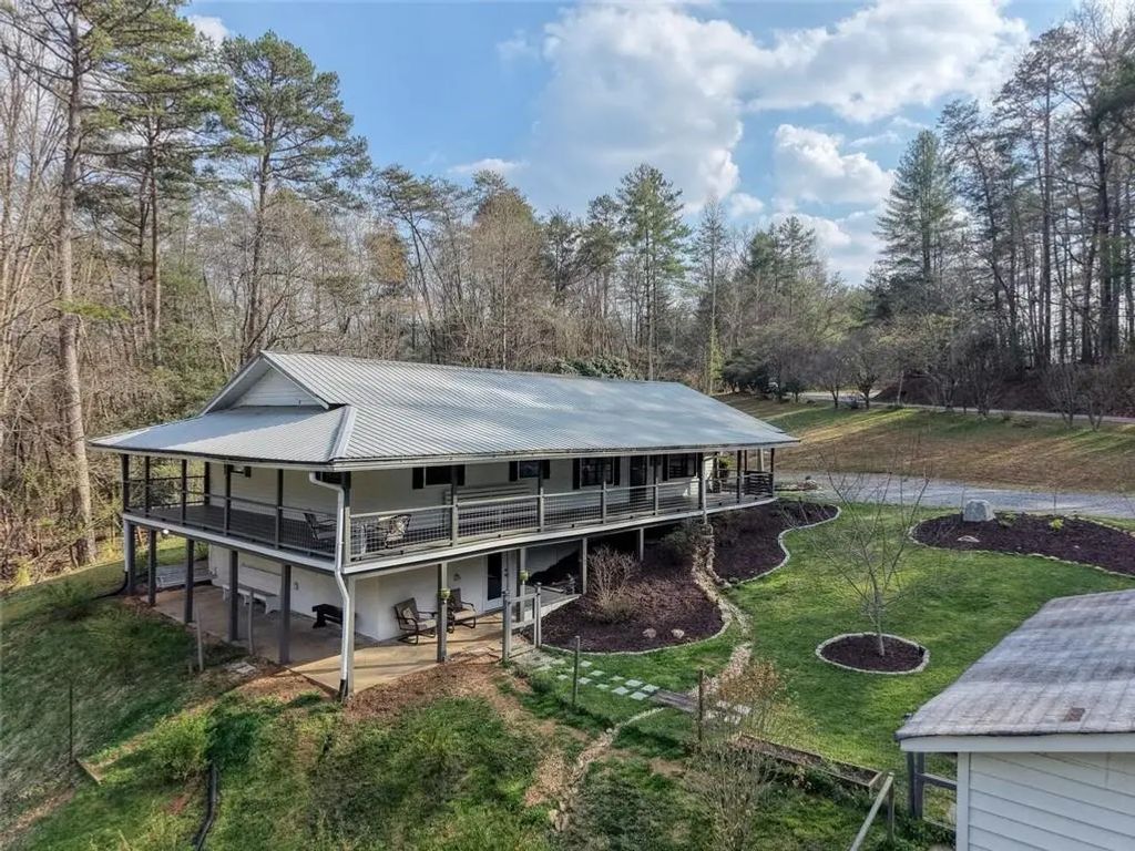 399 Pack Creek Road, Blue Ridge