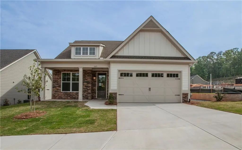 107 Magnolia Lane, Carrollton
