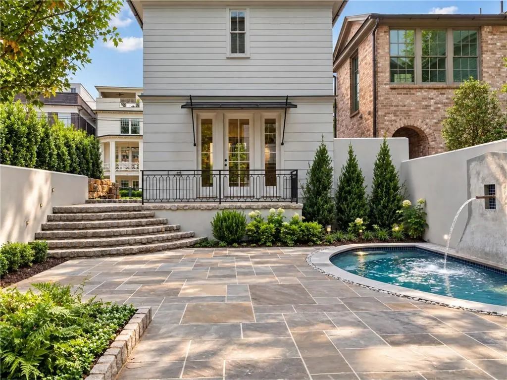 87 Sheridan Drive, Atlanta