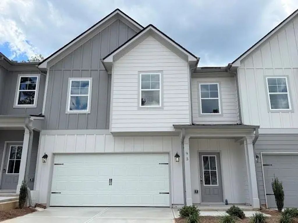 87 Maple Trail, Dawsonville