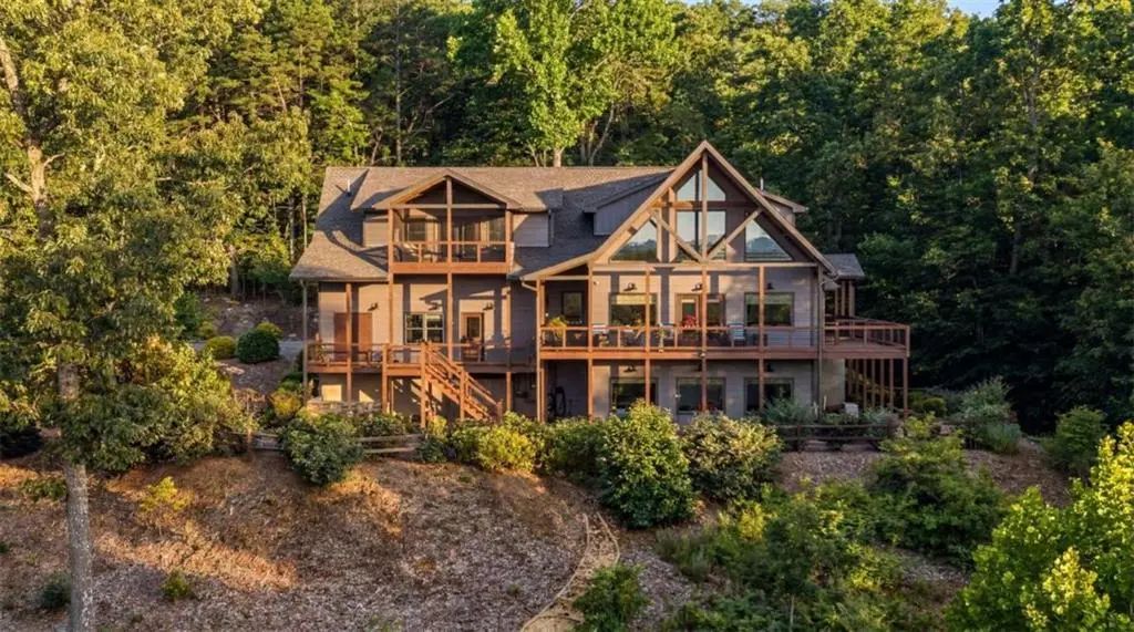 101 Toccoa Vista Lane, Mineral Bluff