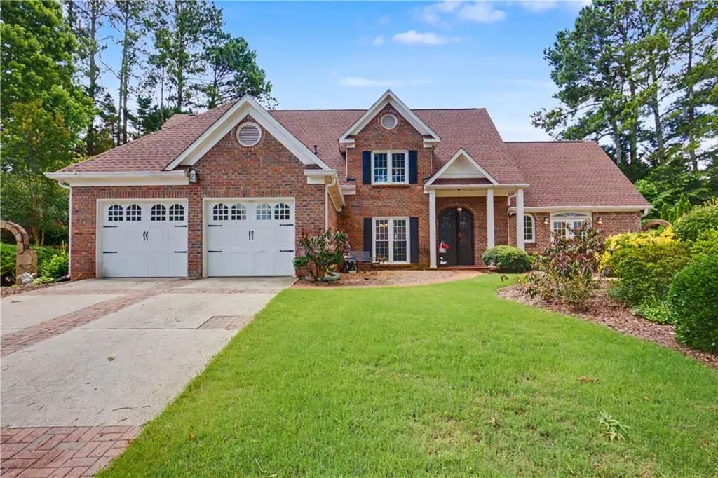 360 Oak Terrace, Alpharetta