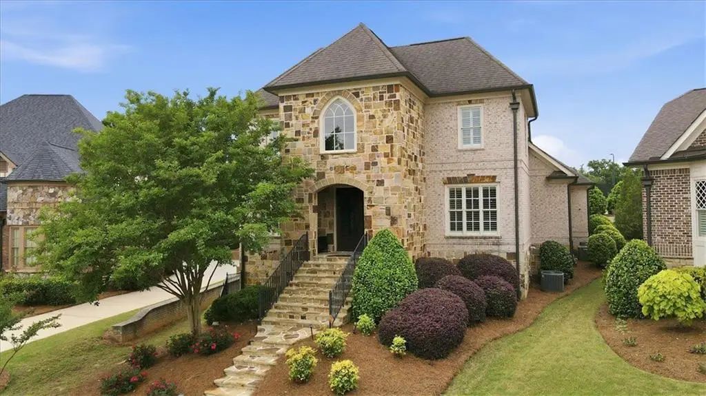 5869 Chickasaw Lane, Braselton