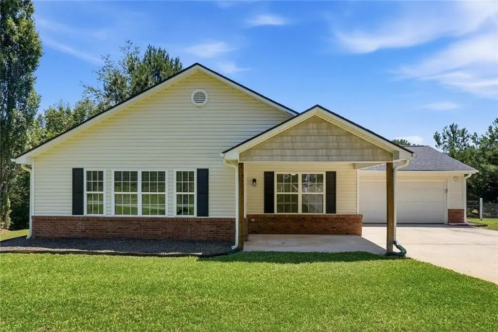 275 Jack Russell Road, Newnan
