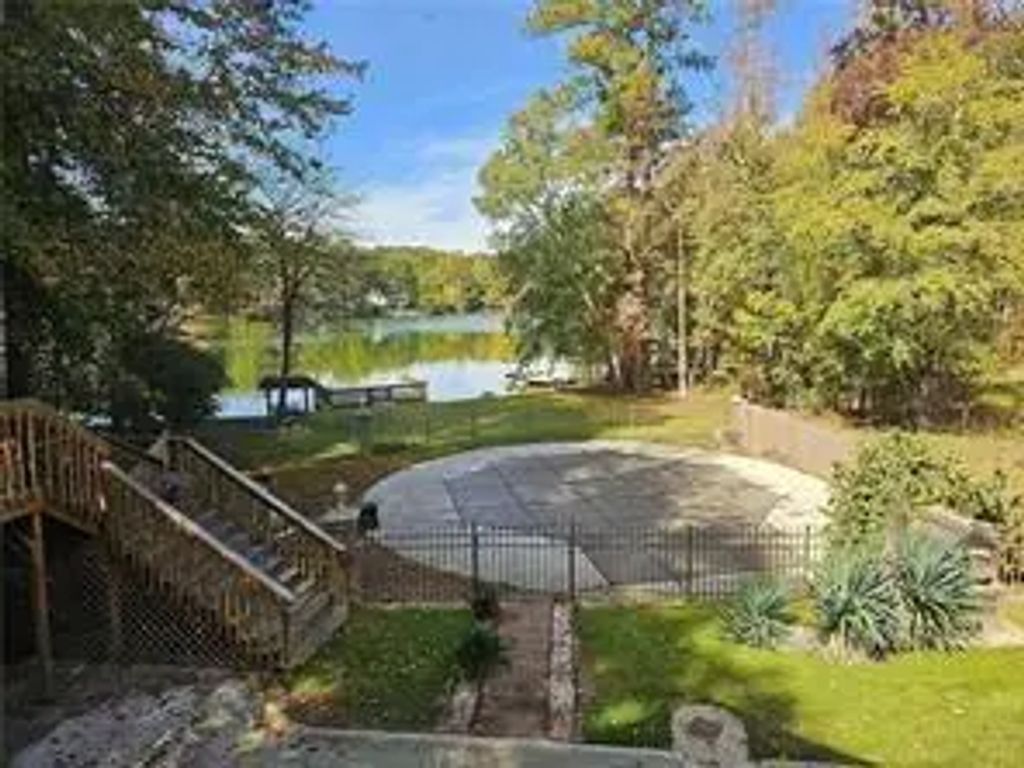 5203 Woodmont Drive, Villa Rica