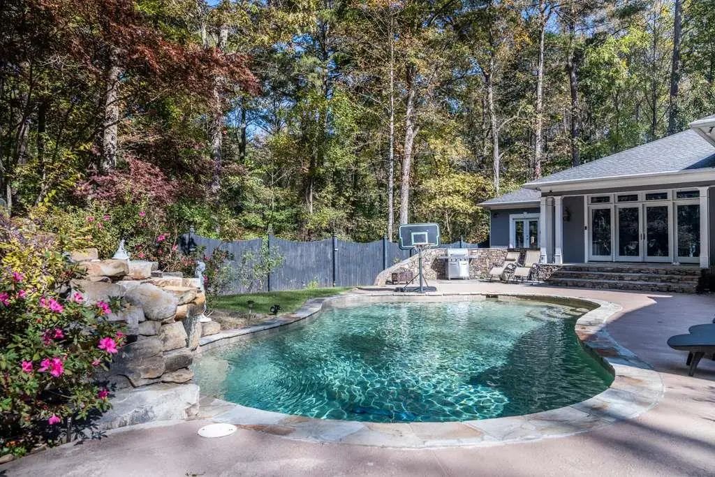 21 River Pine Drive, Rome