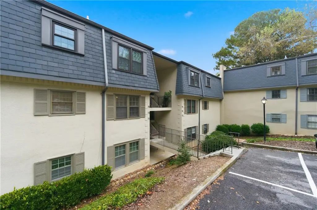 73 Montre Square Nw, Atlanta