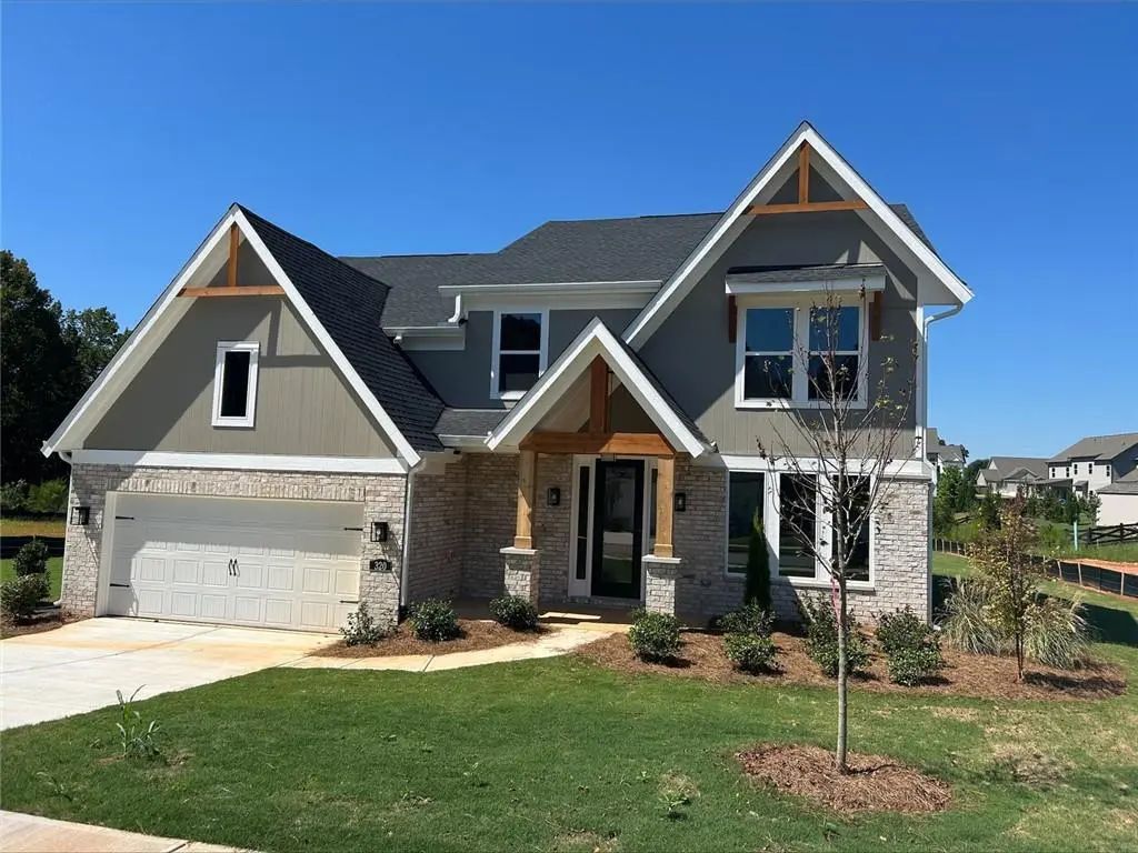 320 Cherokee Rose Lane, Hoschton