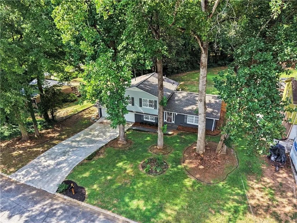 3960 Wedgefield Circle, Decatur