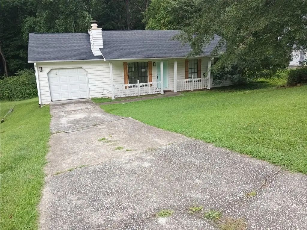 1063 Salisbury Trail, Riverdale